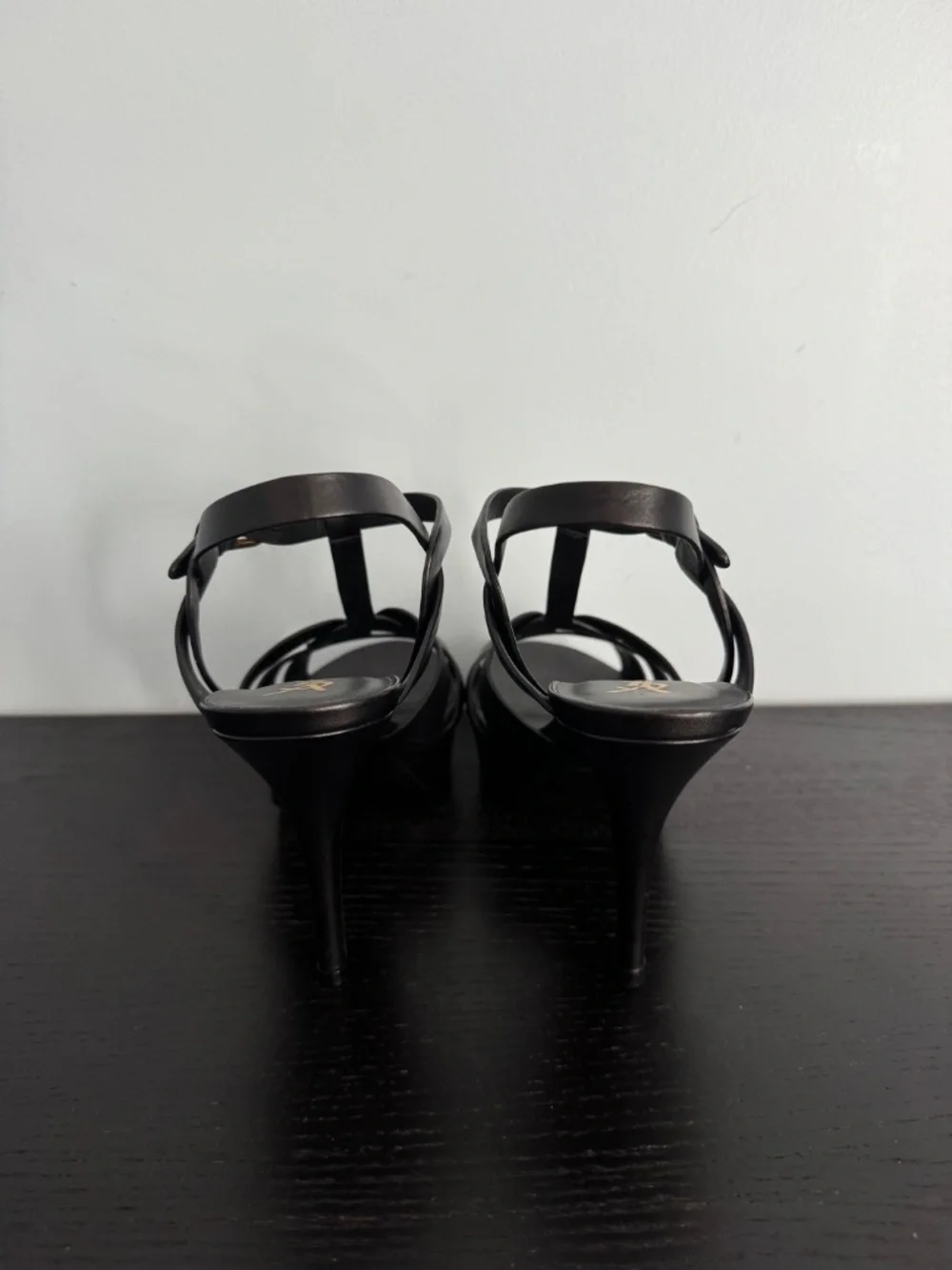 Saint Laurent Tribute Patent Leather Platform Sandal - Picture 4 of 10